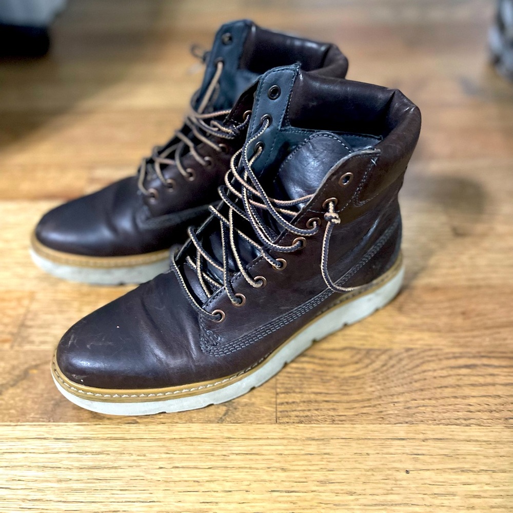 Timberland boots with Sensorflex sole for maximum comfort